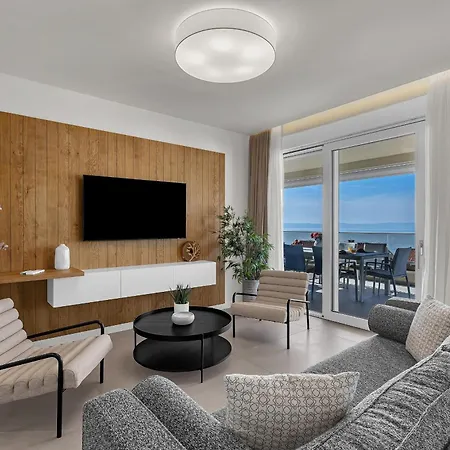 Adriatic Pearl -makarska Exklusiv Apartmán *